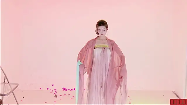 TNT-Sister Chat XXX in diretta