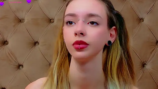 Živý XXX chat CoraVex