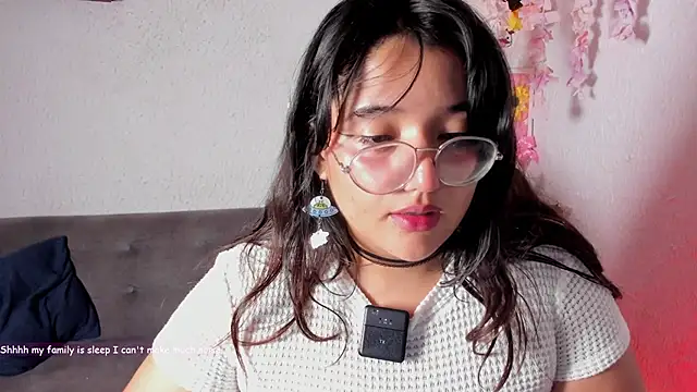 Kuutar 라이브 XXX 채팅