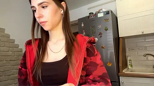 ElsieKuhlmann: διαδικτυακό σόου στην κάμερα