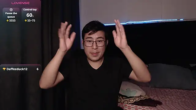 andrewmhilton_ Show Webcam