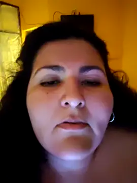 Ava89 লাইভ XXX চ্যাট