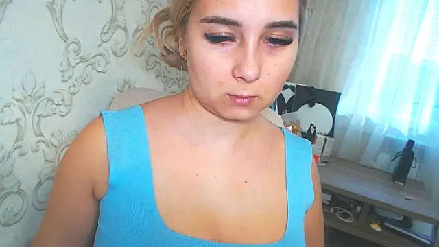 DolphinDreams' Live XXX Chat