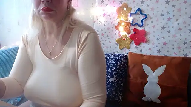 Chat +18 de QueenLana ao vivo