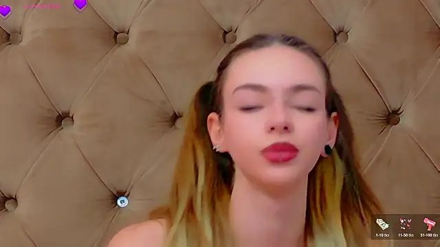 CoraVex Live XXX Chat