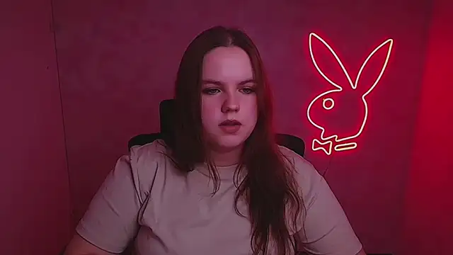 دردشة Kitty_Mia_Kitty الجنسية المباشرة