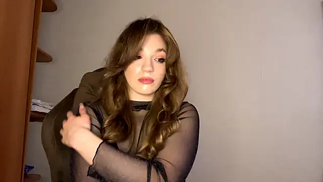 Alisa_baby_fox – Live XXX-chat