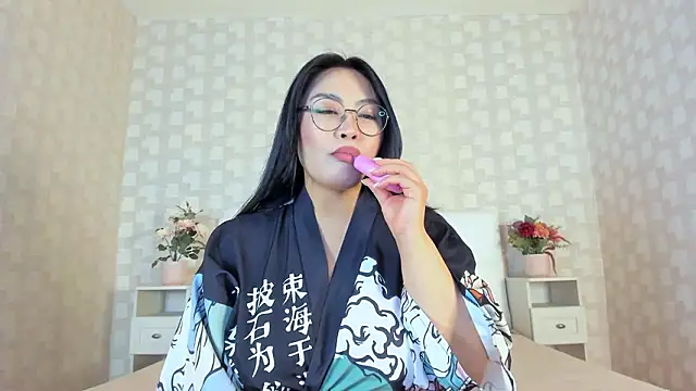 NatsumiHun লাইভ XXX চ্যাট