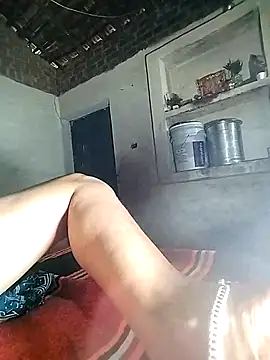 Hot_bhabhi300 Show in webcam