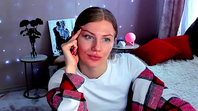 แชท XXX สดของ JinnaGreat