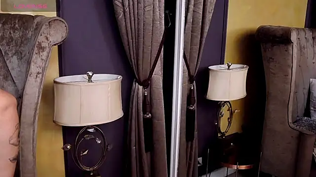 BustyGizelleのライブXXXチャット