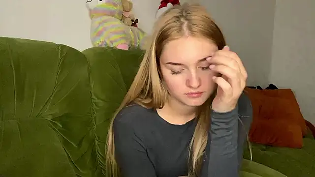 Malley_Saunds: онлайн-секс-чат