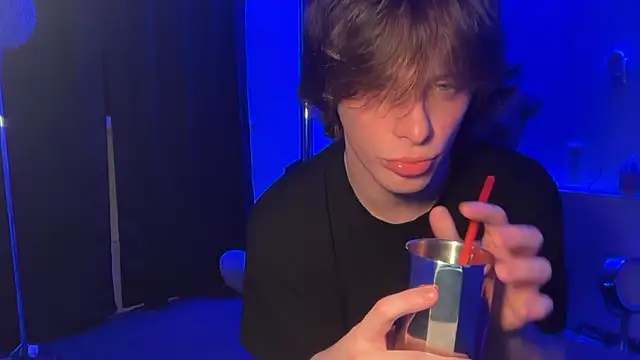 Chat +18 de Persian_Papi ao vivo