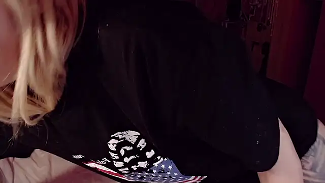 AnnieGOld_ Live XXX-Chat