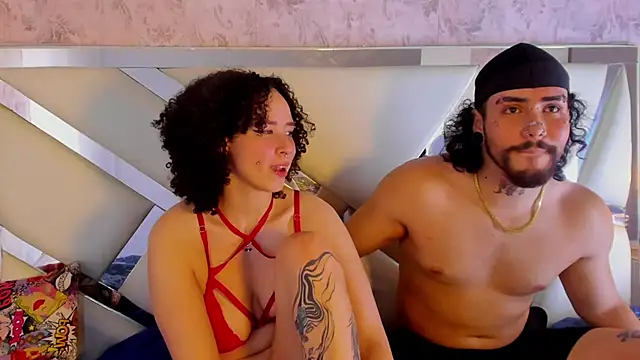 Benny_and_Mark Adlı Modelin Canlı XXX Sohbeti