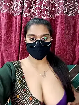 Pokazy przed kamerką – Jasmine_jaaan