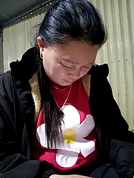 yoowwmr: онлайн-секс-чат