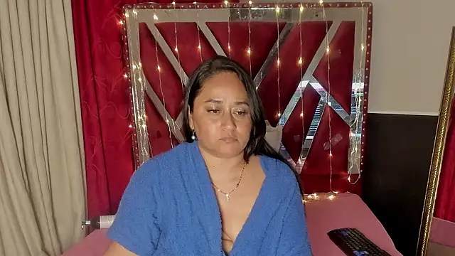 MicaelaHot_'s Live XXX Chat