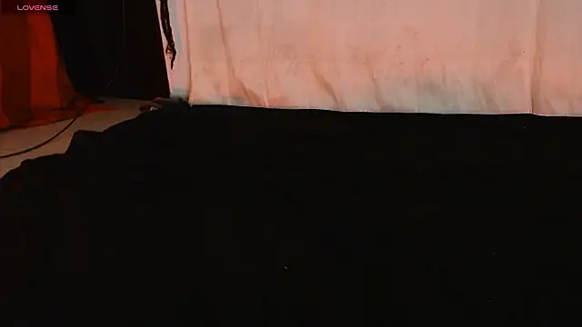 aramjones' Live XXX Chat