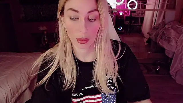 Czat XXX na żywo – AnnieGOld_