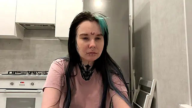 HighelikeGirl Adlı Modelin Canlı XXX Sohbeti