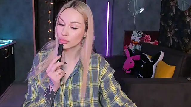 Blckmirrorr 现场XXX聊天