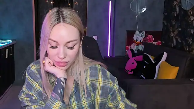 Blckmirrorr 现场XXX聊天