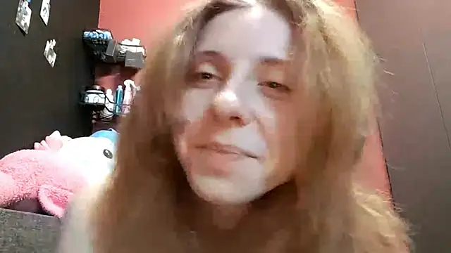 TiaraHenegan 现场XXX聊天