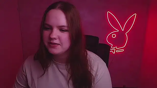 Kitty_Mia_Kitty Live XXX-Chat