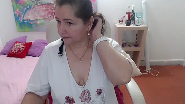 leonela_69 Chat XXX in diretta