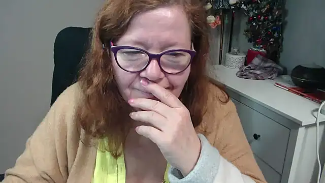 Adelewildx – Naživo XXX chat