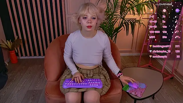 Chat XXX en directo de Waifu_Ketrin