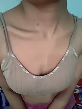 Živý XXX chat alisha_khan1