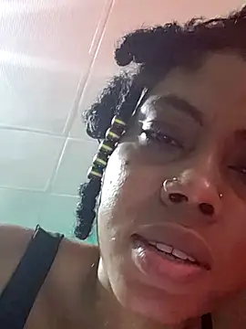 Chatroom XXX en direct de HONEYSWEETS_LIVE