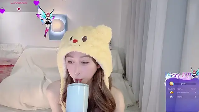 Fayebae_11 Adlı Modelin Canlı XXX Sohbeti