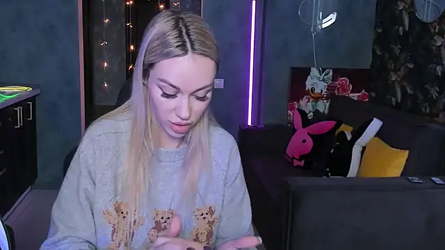 Blckmirrorr's Live XXX Chat