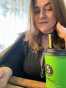 CrazyTori's Live XXX Chat