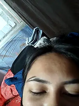 sanu_07 Adlı Modelin Canlı XXX Sohbeti