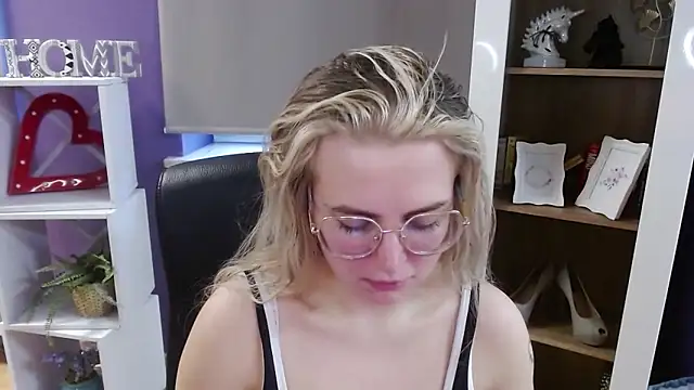 Živý XXX chat Zoey_Erotic