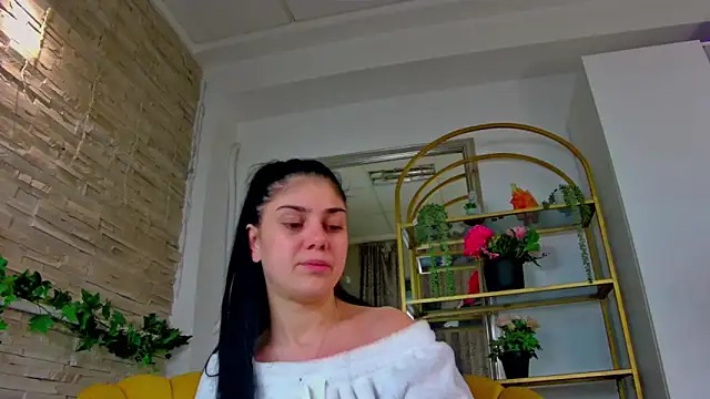 SerennaNoir élő XXX-chatje