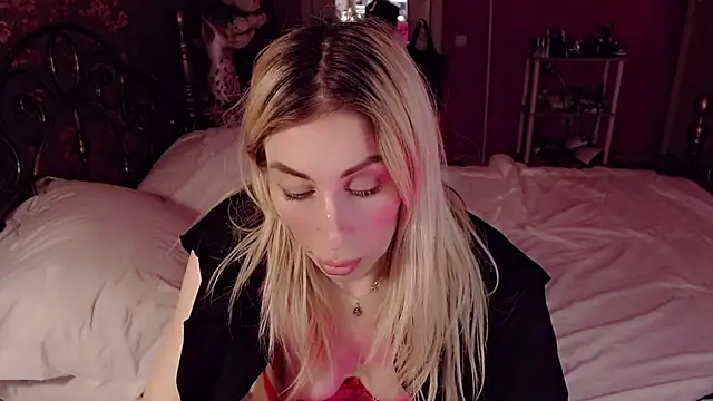 AnnieGOld_: онлайн-секс-чат