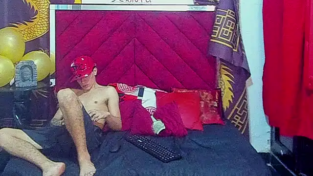 Chatroom XXX en direct de Pride_couple