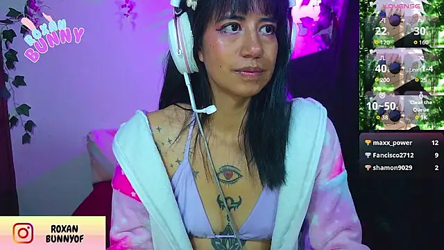 Roxanbunny1 Adlı Modelin Canlı XXX Sohbeti