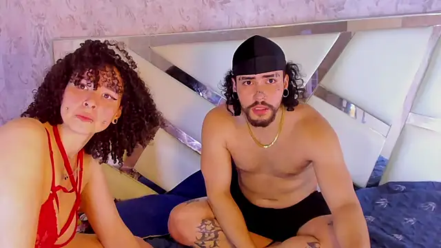 Benny_and_Mark Chat XXX live