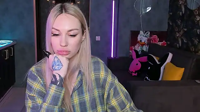 Blckmirrorr Live XXX Chat