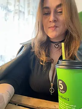 CrazyTori Live XXX-chat