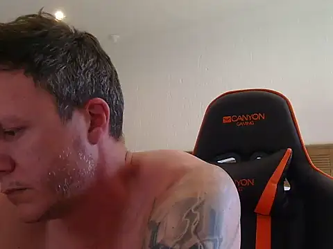 TroyDieselXXX's Live XXX Chat