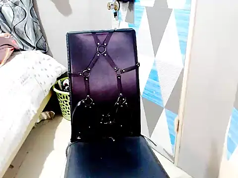 Savannah_Cock – Live XXX-chat