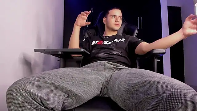 Liam_Mateo Live XXX Chat