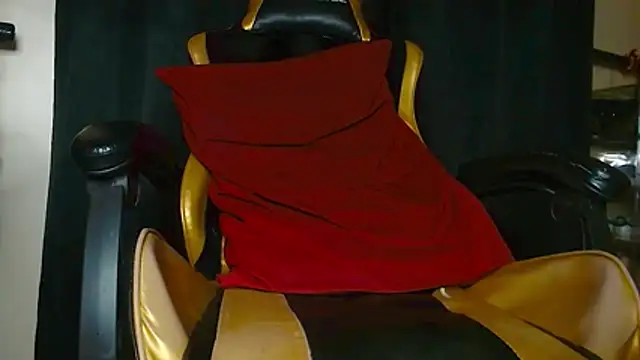 Yukikawaii's Live XXX Chat